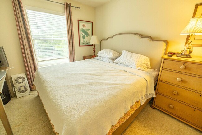 Building Photo - 115 Maybeck St