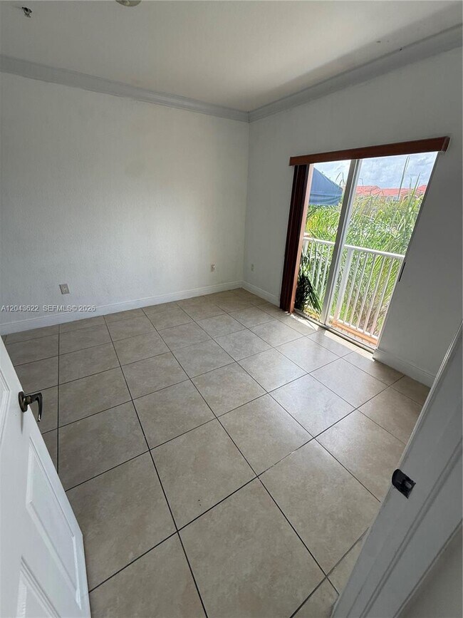 Building Photo - 21100 SW 87th Ave