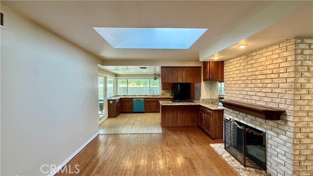 Building Photo - 7843 Woodlake Ave