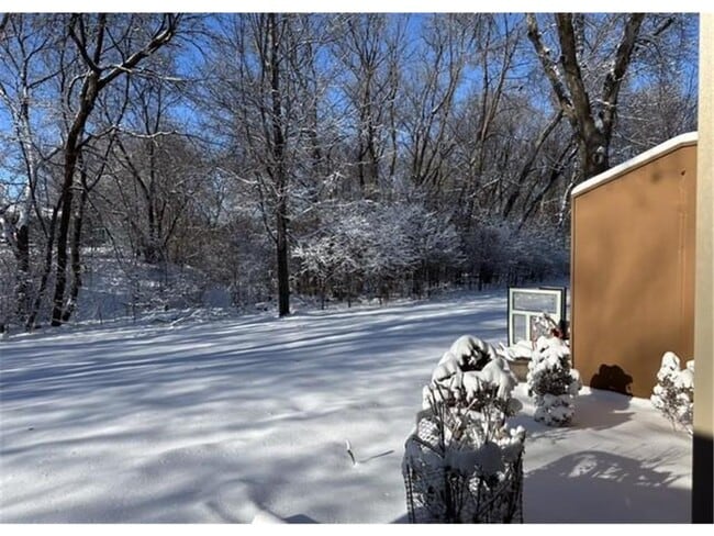 Building Photo - 17553 Ionia Path