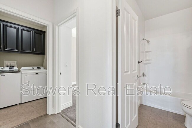 Building Photo - 7730 Stoneleaf Rd