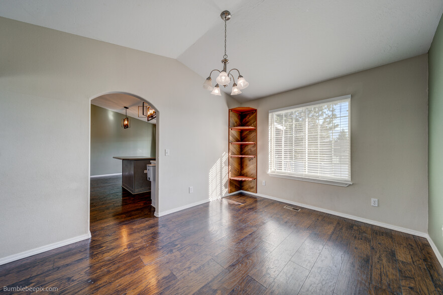 Dining Room - 5804 N Silver Pine Ct