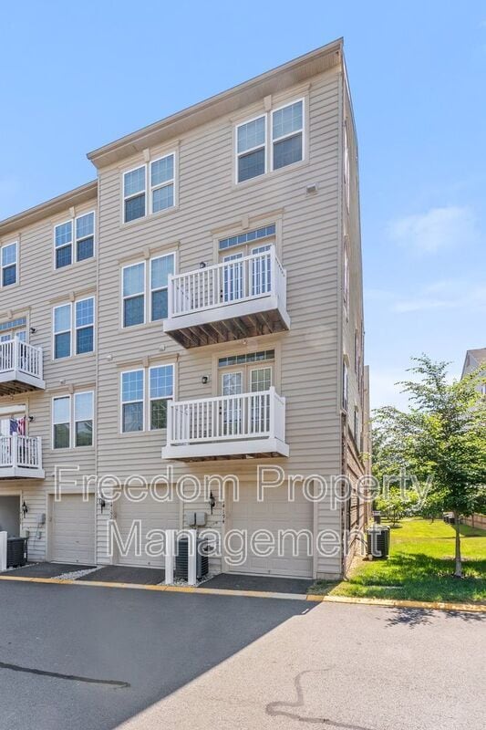 Building Photo - 14194 Haro Trail