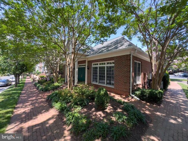 Building Photo - 1547 Northern Neck Dr