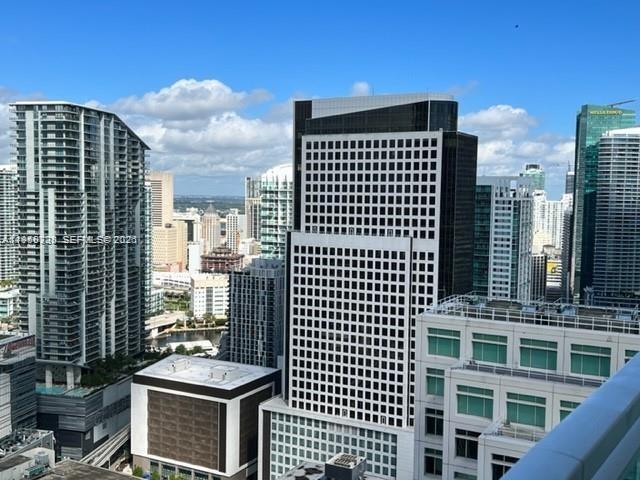 Building Photo - 950 Brickell Bay Dr