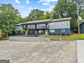 Building Photo - 235 Little St
