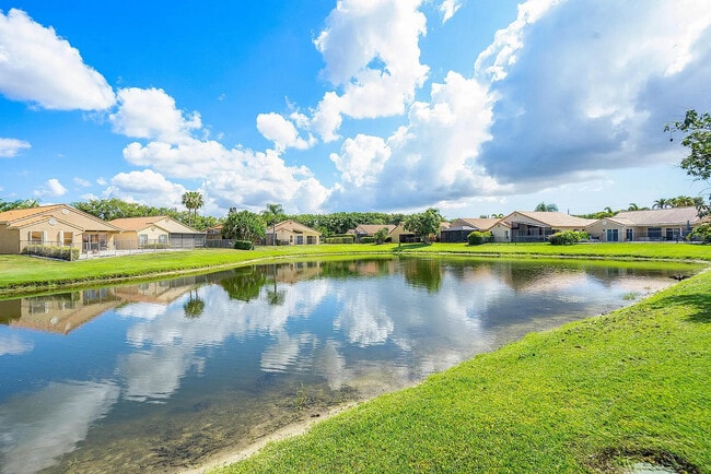 Building Photo - 8031 Nadmar Ave