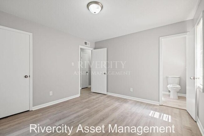 Building Photo - 3129 Curzon Ave