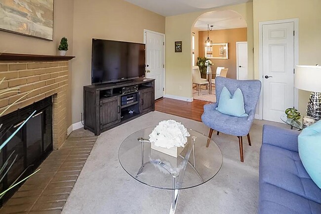 Building Photo - 421 Cork Harbour Cir