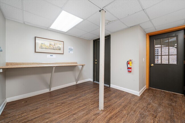 Building Photo - 6813 W 21st St