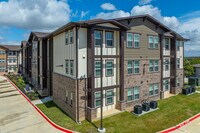 Building Photo - Lapiz Flats Apartments