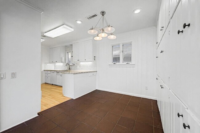 Building Photo - 9107 Timberside Dr