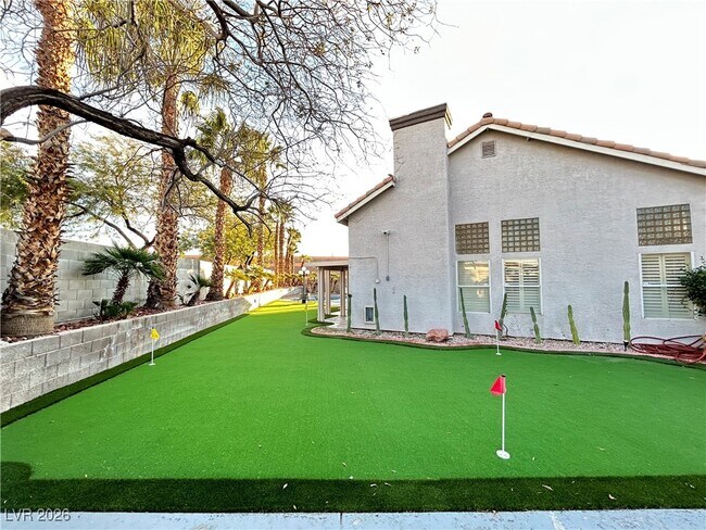 Building Photo - 9070 Trombone Ln