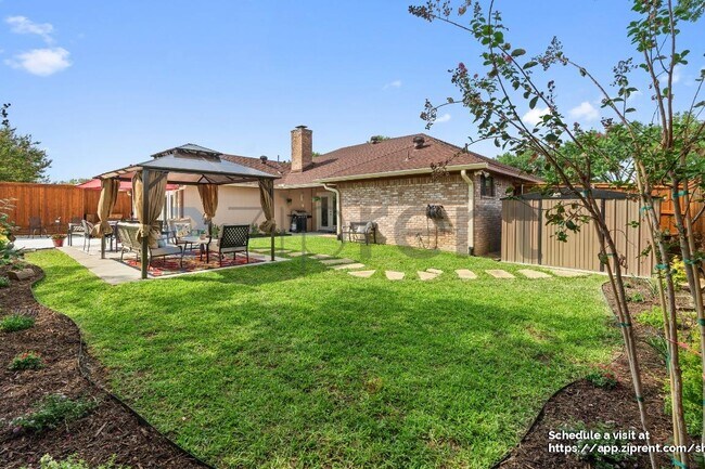 Building Photo - 2108 Winona Dr