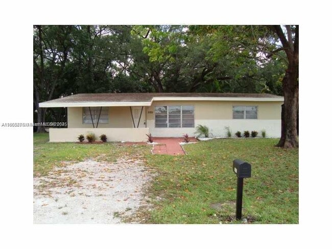 Primary Photo - 3001 SW 64th Ave