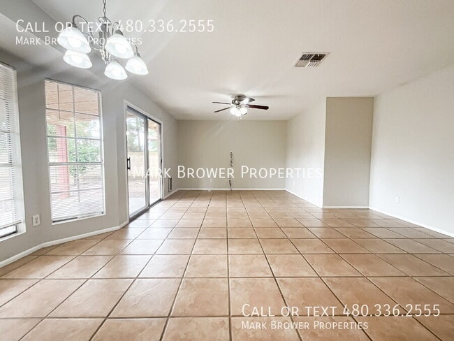 Building Photo - 1349 W Gila Ln