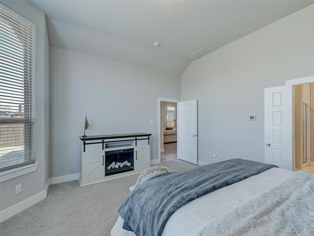 Building Photo - 1213 Thrasher Dr