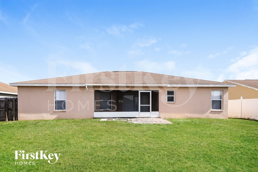 Building Photo - 819 Summer Glen Dr