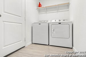 Building Photo - 715 Wildcatters Wy