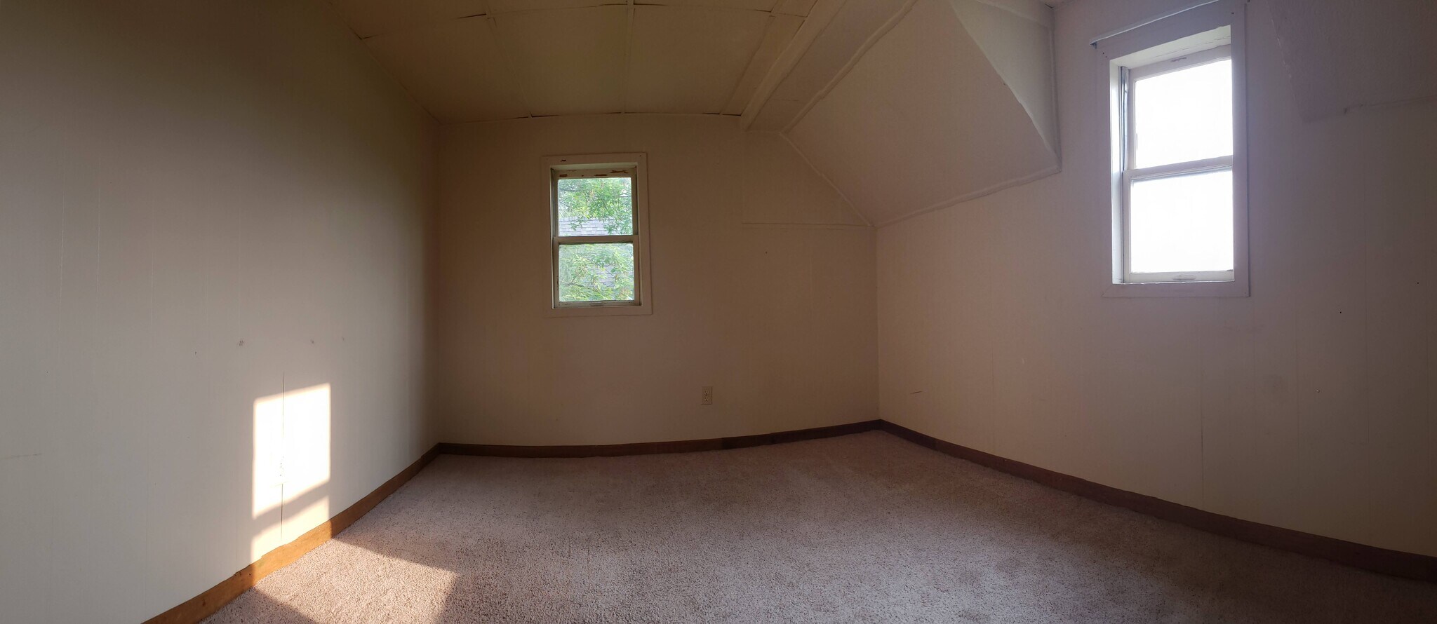 1st bedroom on 2nd floor - 514 Conley Ave S
