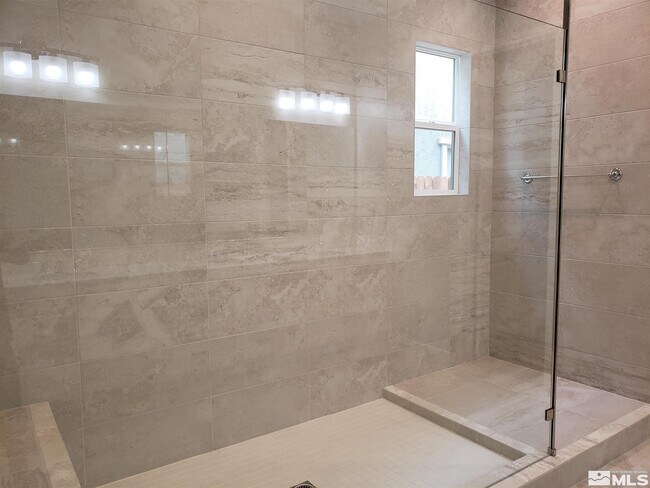 Building Photo - 9485 Hawkshead Rd