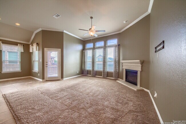 Building Photo - Gorgeous home in the elegant Stillwater Ranch Subdivision is available for immediate move-in.