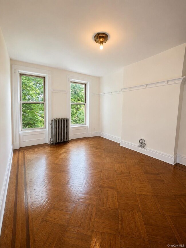 Building Photo - 439 Quincy St