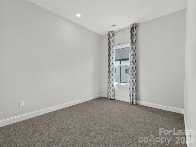 Building Photo - 5029 Westmead Ln