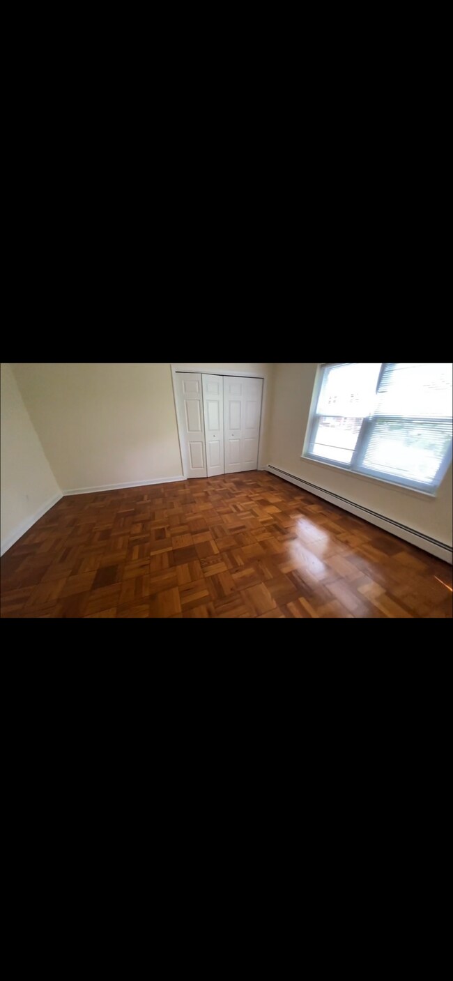 Building Photo - 645 Vfw Pky