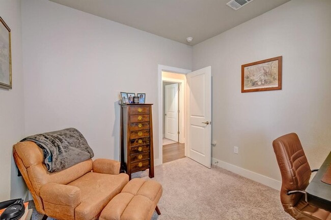 Building Photo - 5407 Jason Dr