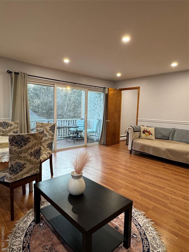 Building Photo - 287 NY-32