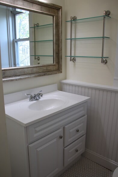 Upstairs bathroom vanity - 7 Allen Ct