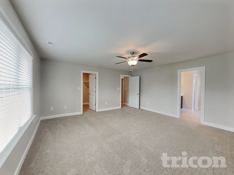 Building Photo - 335 Lasswade Ct