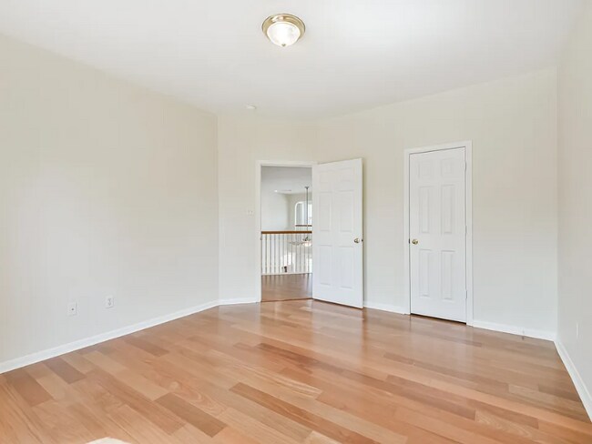 Building Photo - 2502 Bridge Hampton Way