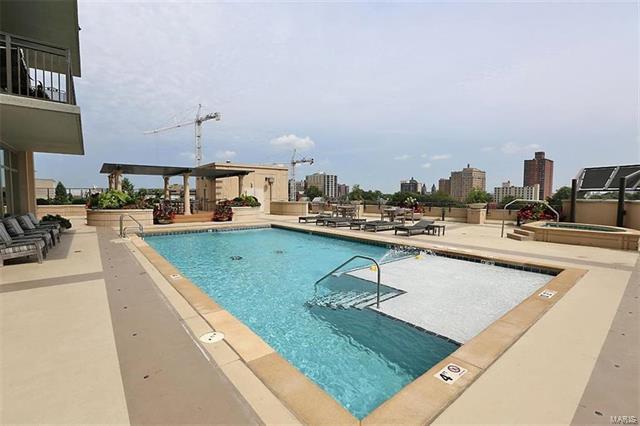 Building Photo - 4909 Laclede Ave