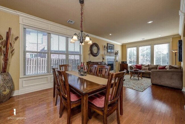 Building Photo - 5404 S Chimay Dr