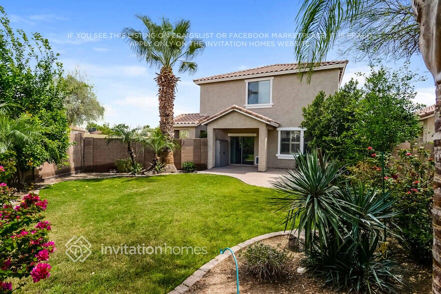 Building Photo - 1006 S Colonial Ct