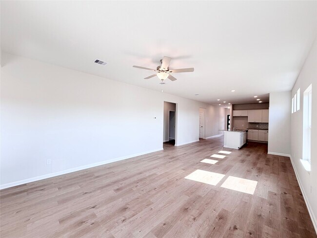 Building Photo - 3410 Brushy Marsh Dr