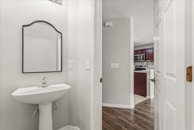 Building Photo - 13536 Tea Rose Way