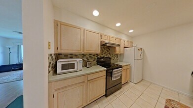 Building Photo - 85 E Squantum St