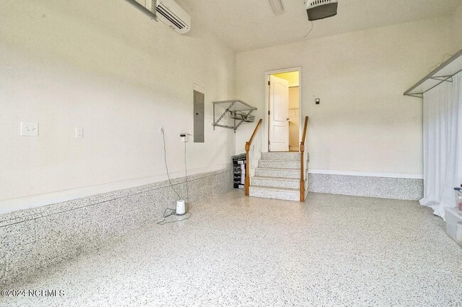 Building Photo - 460 Cooper Garrett Rd