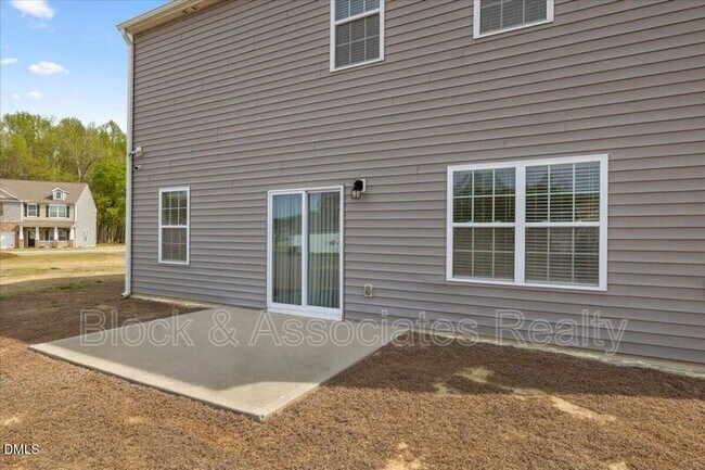 Building Photo - 97 Long Mdw Ln