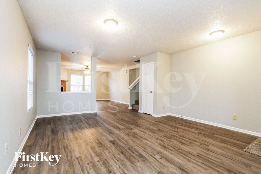 Building Photo - 840 Olmsted Dr