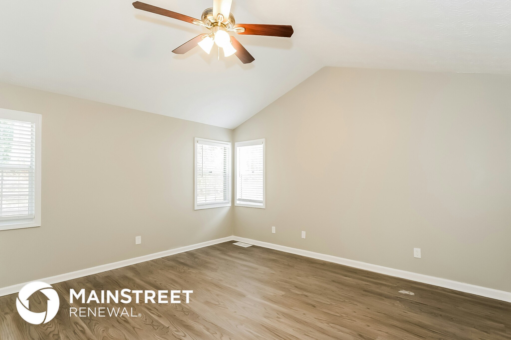 Building Photo - 5878 Homestead Cir
