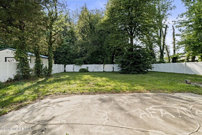 Building Photo - 901 Russo Dr