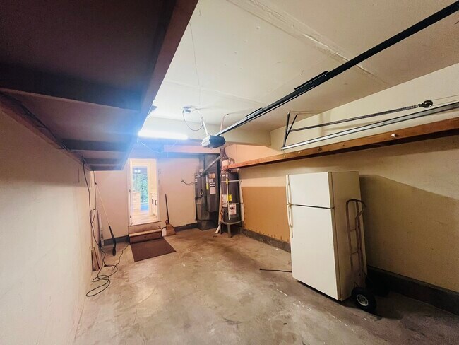 Building Photo - 812 141st Pl SE