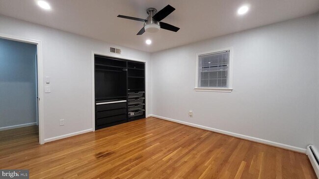 Building Photo - 8012 Falstaff Rd