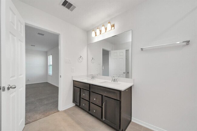 Building Photo - 4511 Kellmore Ct