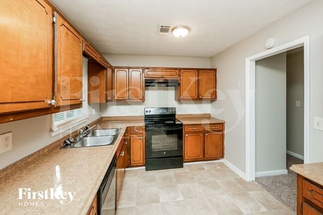 Building Photo - 255 Remington Trail