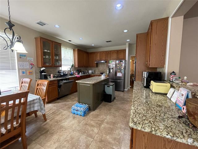 Building Photo - 9408 Daly Dr